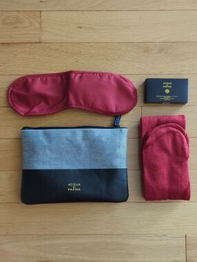 ✨FREE✨ Acqua Di Parma Pouch